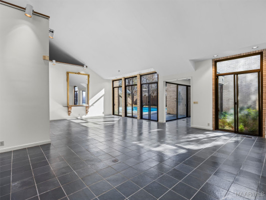 2300 Hawthorn Drive