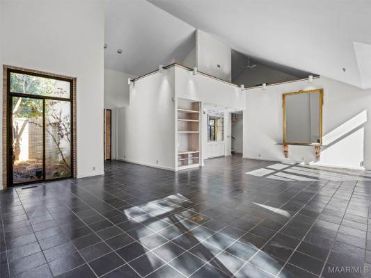2300 Hawthorn Drive