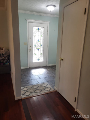 85 Price Road