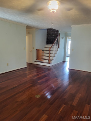 85 Price Road