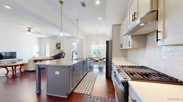 9365 Crescent Lodge Circle