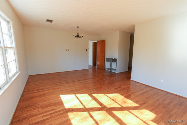 815 Lamar Road