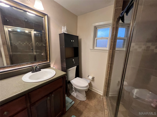 2731 Sweetbriar Road