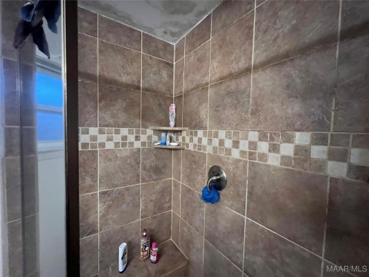 2731 Sweetbriar Road