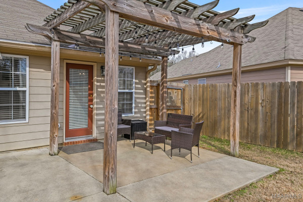 638 Glenmede Lane