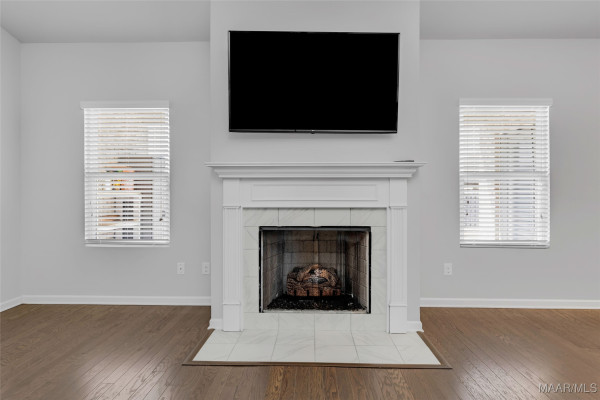 1360 Barret Park Way