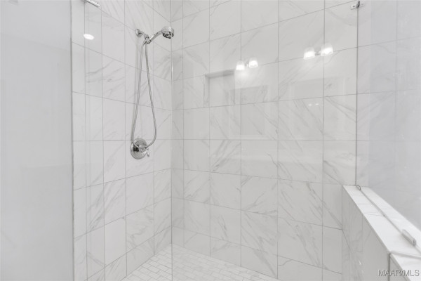 1360 Barret Park Way