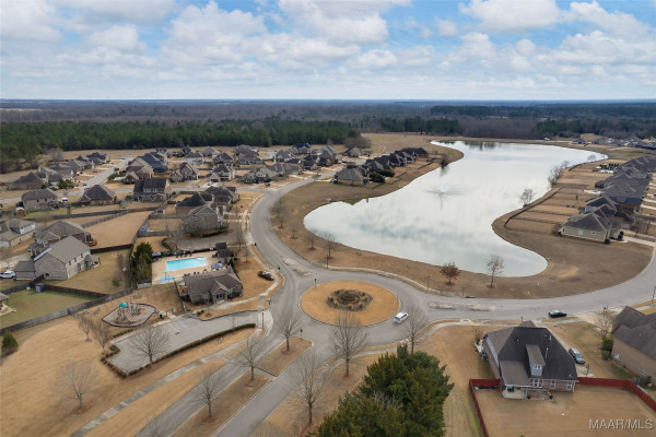 1360 Barret Park Way