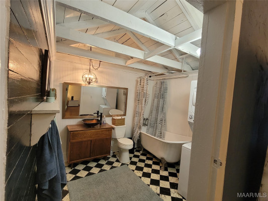 101 S Autauga Street