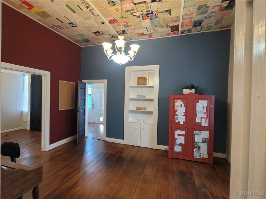 101 S Autauga Street