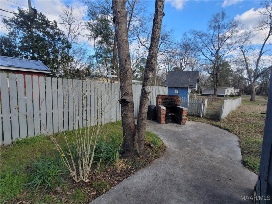 101 S Autauga Street