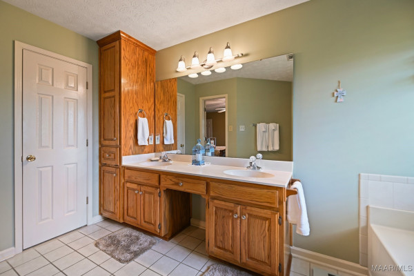 1689 Rambling Brook Lane