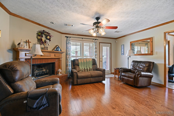 1689 Rambling Brook Lane