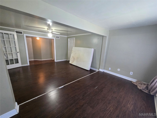 4097 Narrow Lane Road