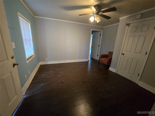 4097 Narrow Lane Road