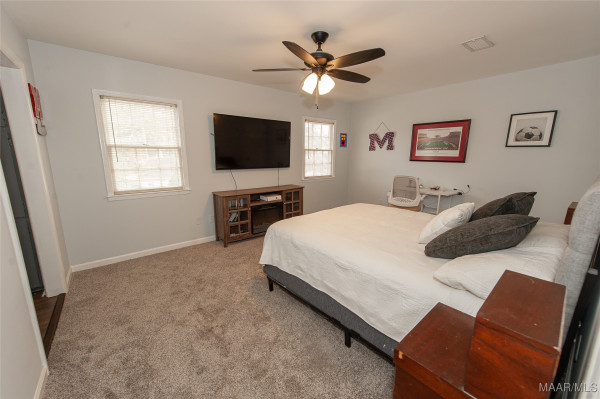3051 Hill Hedge Drive