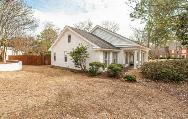 3051 Hill Hedge Drive