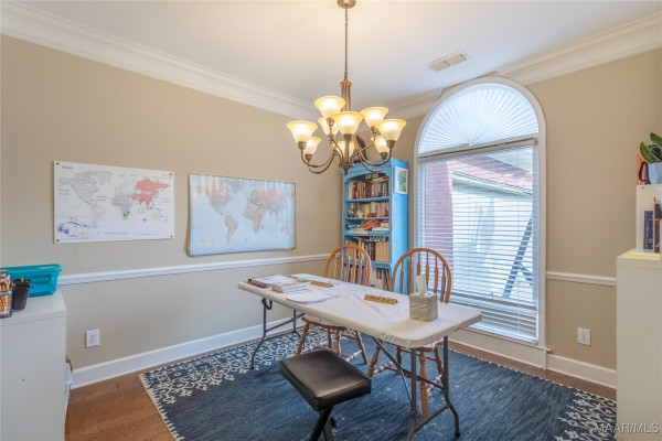 8712 STURBRIDGE Drive