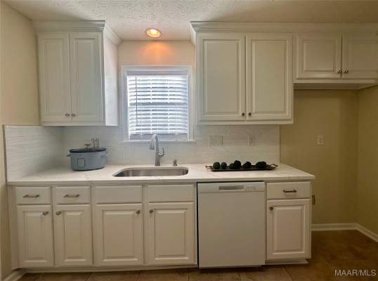 615 LITTLE FARM Road