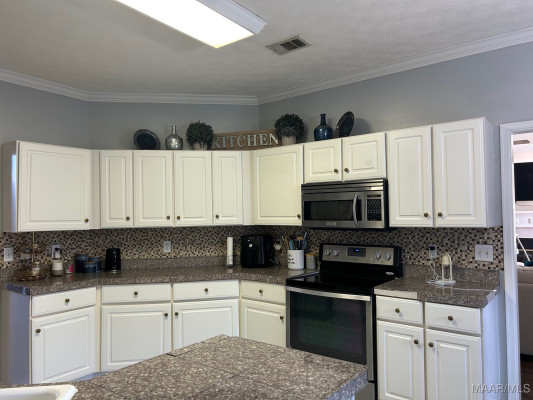 110 POPLAR GROVE Drive