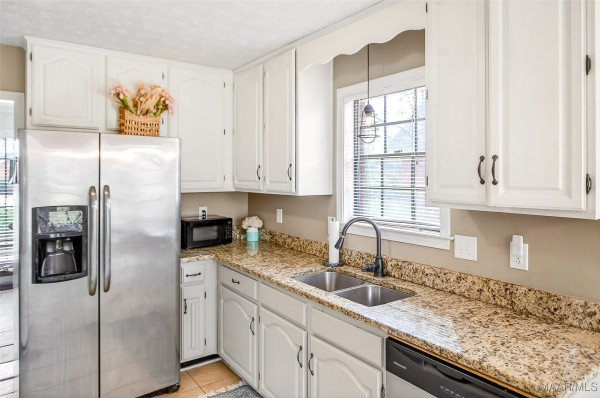 7136 BRECKENRIDGE Drive