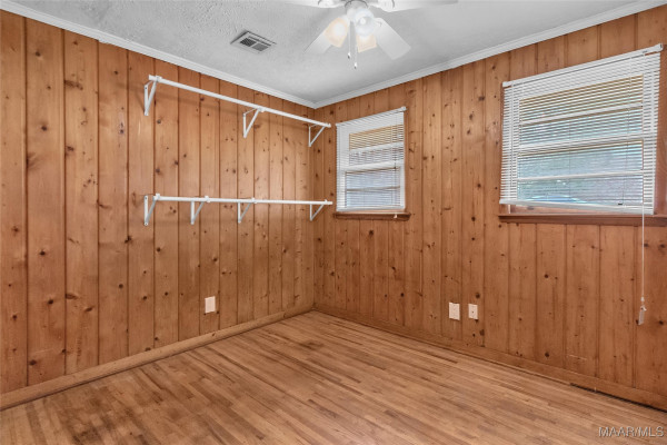 106 NOTTINGHAM Court