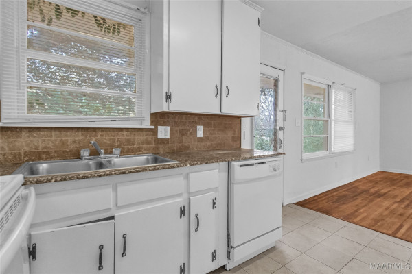 106 NOTTINGHAM Court