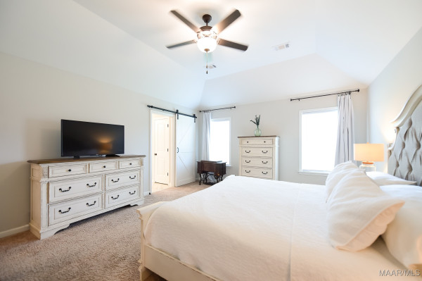 9900 Bluestone Circle