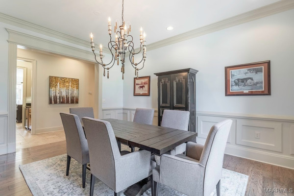 7565 Lakeridge Drive