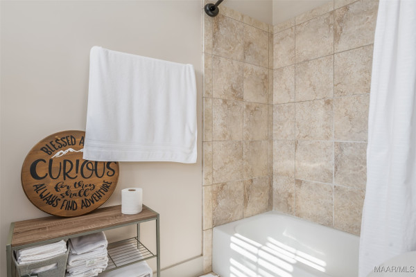 7732 LONG ACRE Street