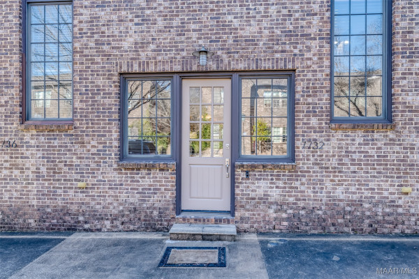 7732 LONG ACRE Street