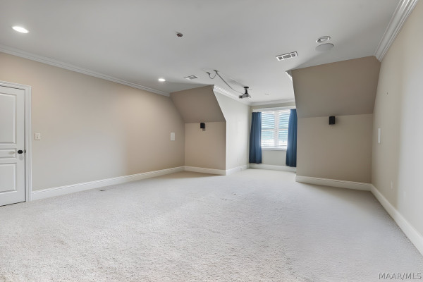 6224 HUNTERS Grove