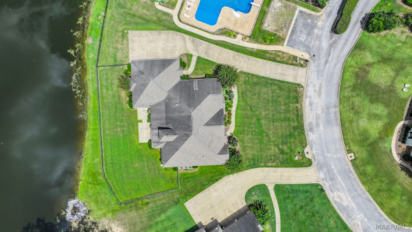 6224 HUNTERS Grove