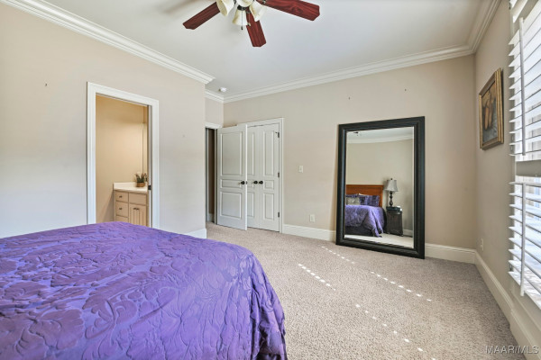 6224 HUNTERS Grove