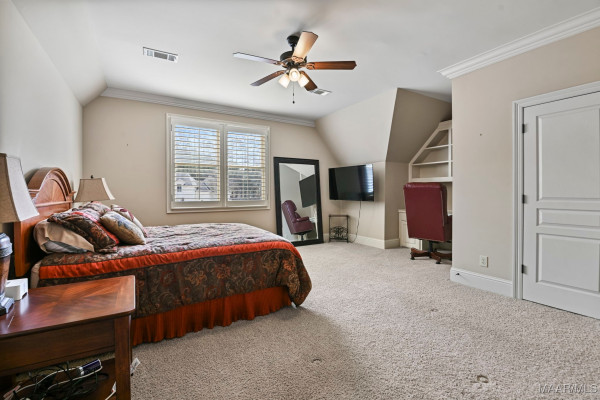 6224 HUNTERS Grove