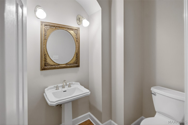 8411 TIMBER CREEK Drive