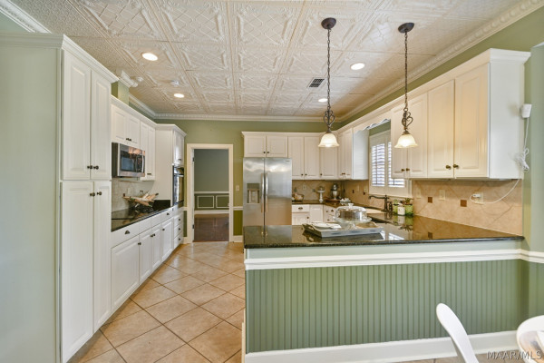 416 Towne Lake Drive