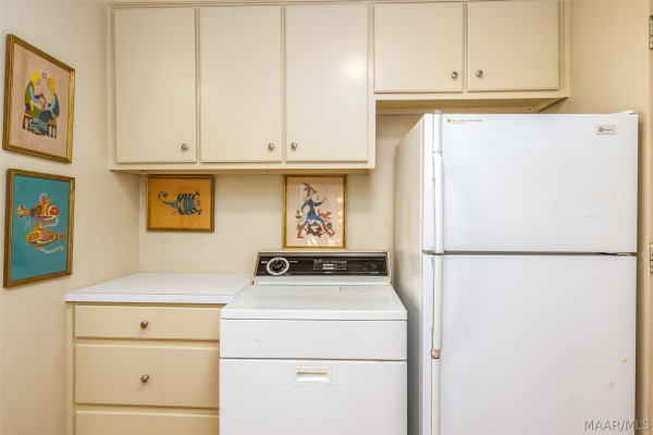 2307 Allendale Place