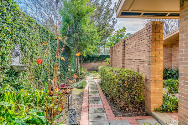 2307 Allendale Place