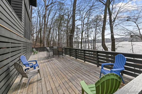 1413 RIVER Road