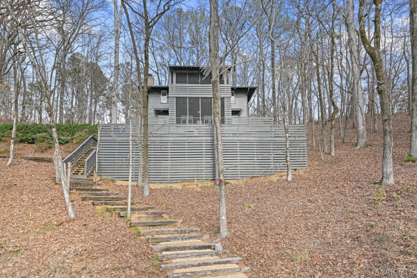 1413 RIVER Road