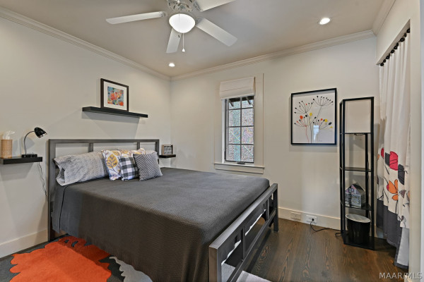 1413 RIVER Road