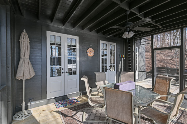 1413 RIVER Road