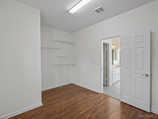 520 Buckview Court