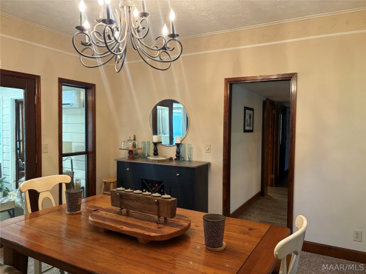 7649 HALCYON FOREST TR .