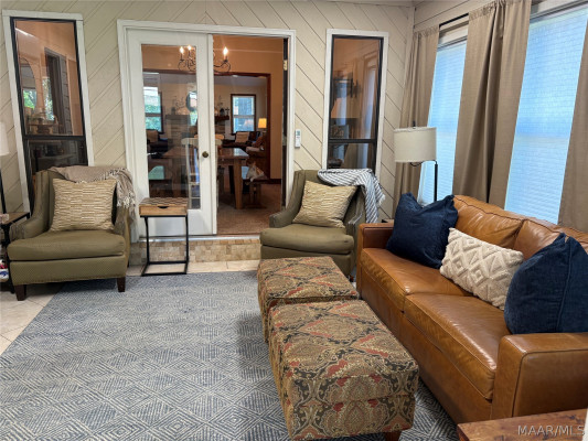 7649 HALCYON FOREST TR .