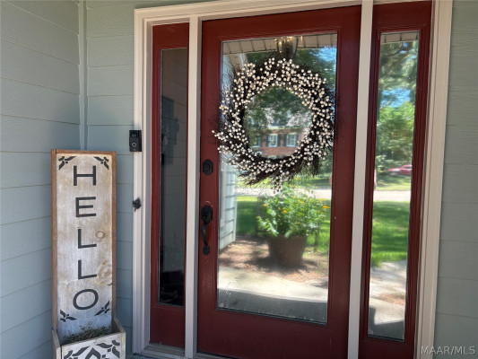 7649 HALCYON FOREST TR .