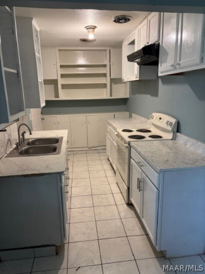 9 Montview Court