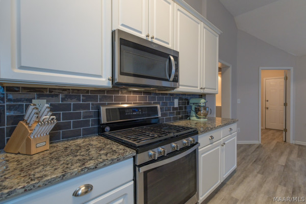 7233 Heathermoore Loop