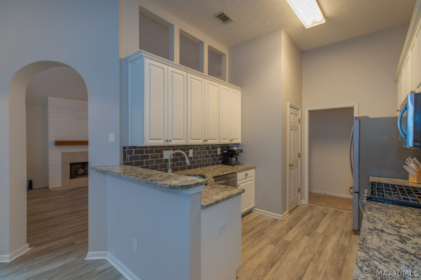 7233 Heathermoore Loop